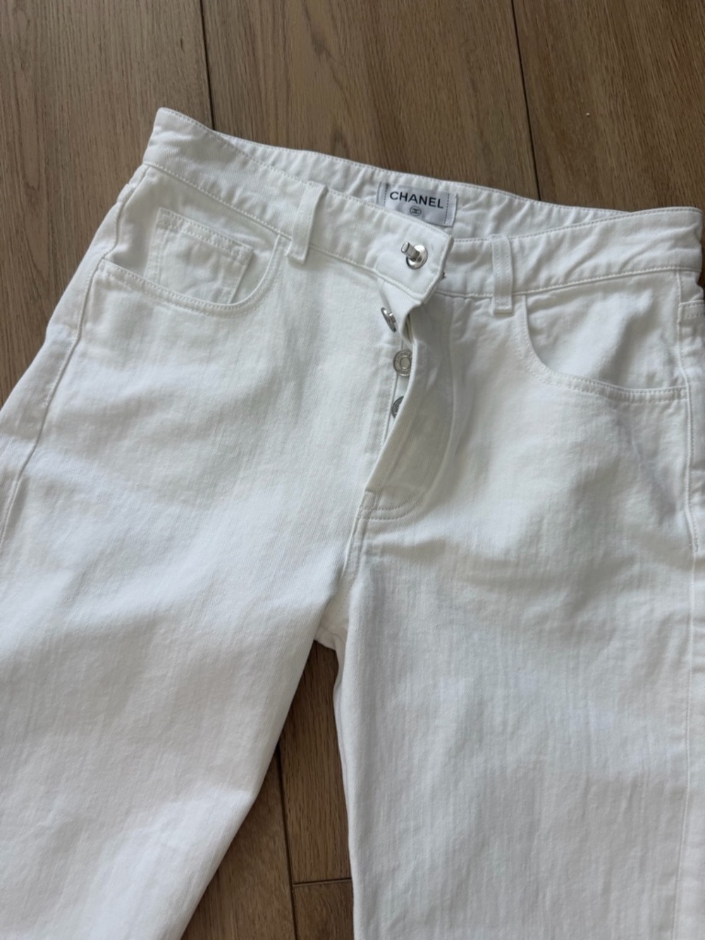 Authentic sold out turn key CHANEL White Jeans with Signature CC Hardware